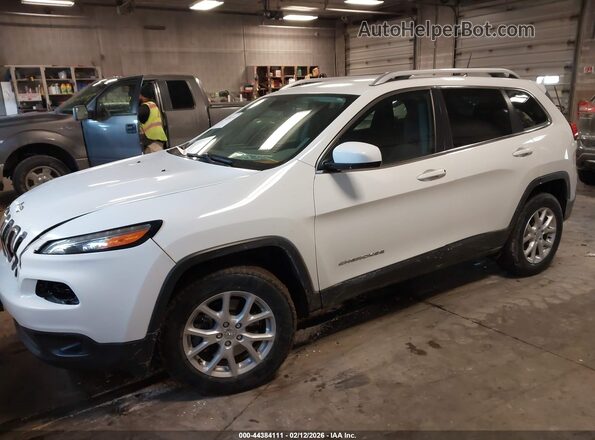 1C4PJMCS3GW133391 2016 JEEP CHEROKEE White Przód lewy