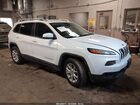2016 Jeep Cherokee Latitude White vin: 1C4PJMCS3GW133391
