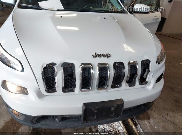 1C4PJMCS3GW133391 2016 JEEP CHEROKEE White Widok z przodu