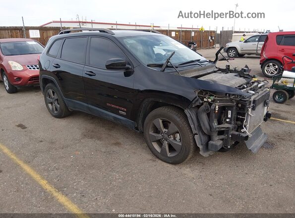 1C4PJMCS7HW546304 2017 JEEP CHEROKEE Черный Передняя правая четверть