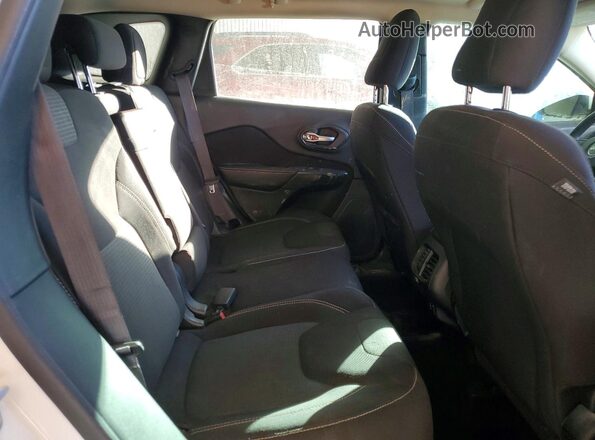 1C4PJMCS9GW148834 2016 JEEP CHEROKEE Белый Вид задней части салона