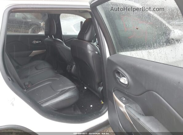 1C4PJMDB8JD571888 2018 JEEP CHEROKEE Белый Вид наклейки с VIN-кодом