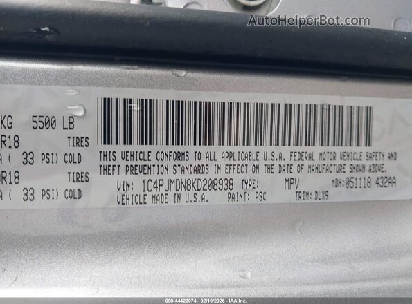 1C4PJMDN8KD208938 2019 JEEP CHEROKEE Silver Widok komory silnika
