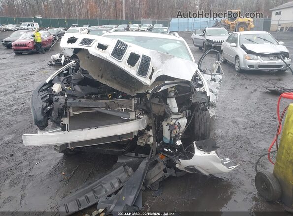 1C4PJMDX1KD140273 2019 JEEP CHEROKEE White Widok z przodu