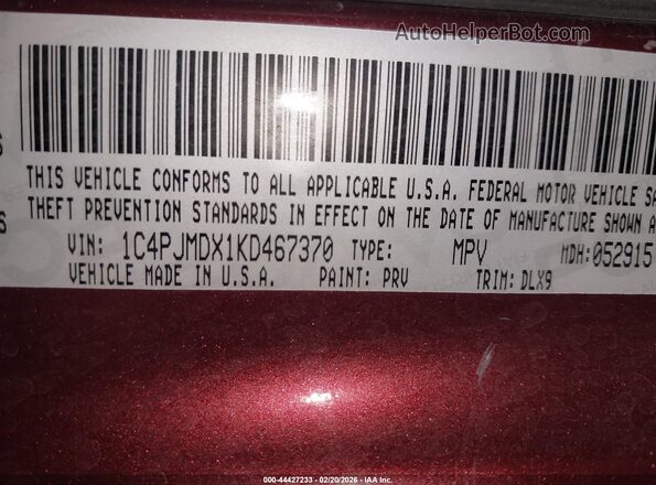 1C4PJMDX1KD467370 2019 JEEP CHEROKEE Red Engine compartment view