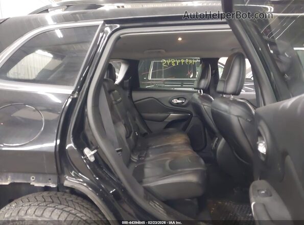 1C4PJMJN5KD173957 2019 JEEP CHEROKEE Black VIN sticker view