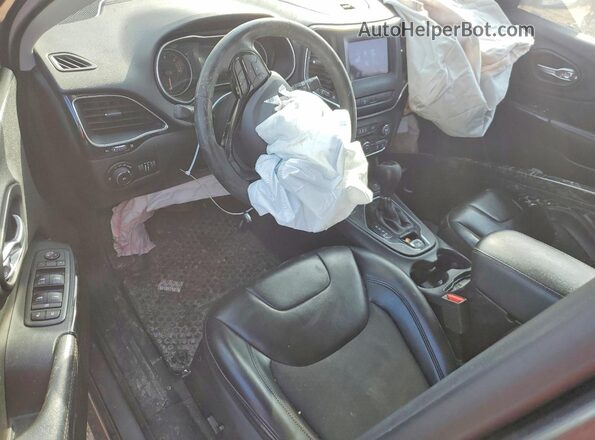 1C4PJMLB0KD414858 2019 JEEP CHEROKEE Gray Dashboard view