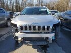 2019 Jeep Cherokee Latitude Plus Silver vin: 1C4PJMLB3KD433114
