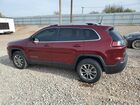 2021 Jeep Cherokee Latitude Plus Burgundy vin: 1C4PJMLB7MD160553