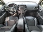 2021 Jeep Cherokee Latitude Plus Burgundy vin: 1C4PJMLB7MD160553