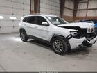 2019 Jeep Cherokee Latitude Plus 4x4 White vin: 1C4PJMLB8KD438096