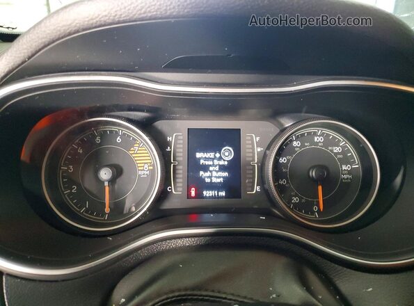 1C4PJMLX6KD107030 2019 JEEP CHEROKEE Charcoal Widok zestawu wskaźników