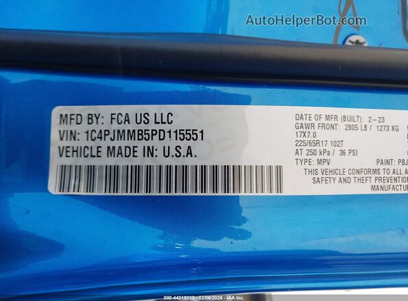 1C4PJMMB5PD115551 2023 JEEP CHEROKEE Blue Engine compartment view