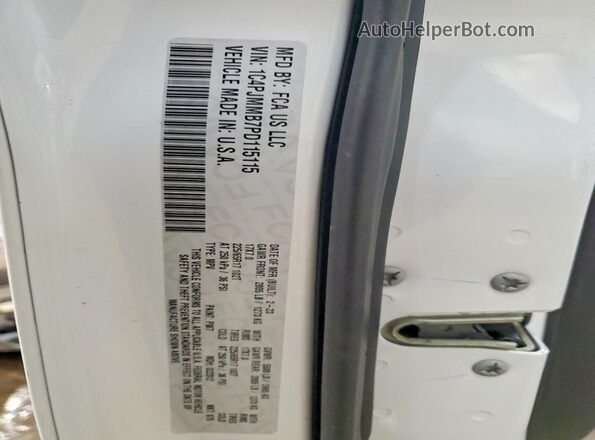 1C4PJMMB7PD115115 2023 JEEP CHEROKEE White ძრავის განყოფილების ხედი