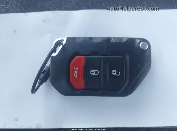 1C4PJXFN4TW185565 2026 JEEP WRANGLER Черный Вид панели приборов