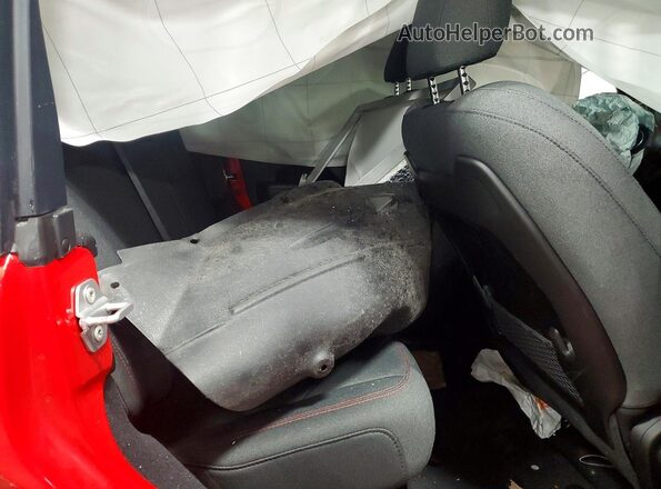 1C4PJXFN8TW185536 2026 JEEP WRANGLER Red Вид задніх сидінь