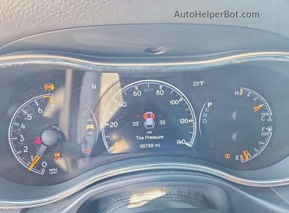 1C4RJEBG5HC669404 2017 JEEP GRAND Белый Вид щитка приборов