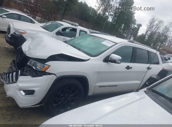 1C4RJEBG9JC402790 2018 JEEP GRAND CHEROKEE Белый Панорамный вид салона 360°