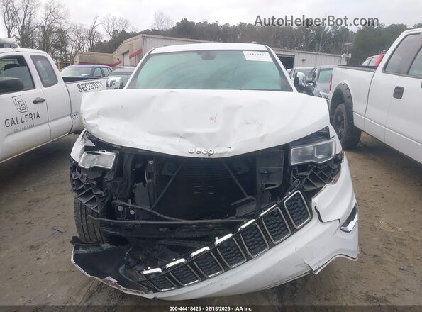 1C4RJEBG9JC402790 2018 JEEP GRAND CHEROKEE Белый Вид щитка приборов