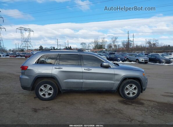 1C4RJFAG2GC413632 2016 JEEP GRAND CHEROKEE Gray Widok wnętrza z tyłu