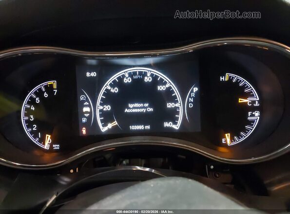 1C4RJFAG2JC376394 2018 JEEP GRAND CHEROKEE Silver Widok tylnych siedzeń