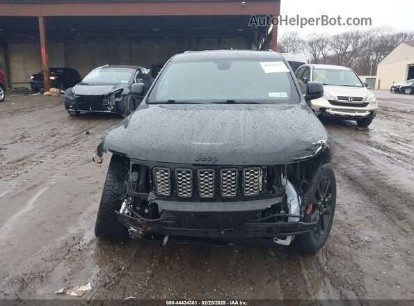 1C4RJFAG5JC156652 2018 JEEP GRAND CHEROKEE Черный Вид щитка приборов