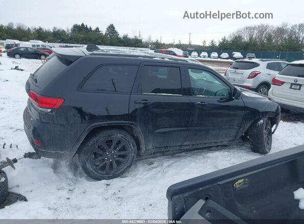 1C4RJFAG7JC396222 2018 JEEP GRAND CHEROKEE Черный Вид задней части салона