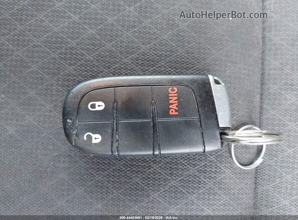 1C4RJFAG9JC470174 2018 JEEP GRAND CHEROKEE Белый Вид панели приборов