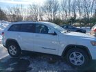 2017 Jeep Grand Cherokee Laredo 4x4 Белый vin: 1C4RJFAGXHC844379