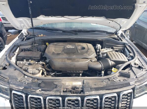 1C4RJFBG1HC852076 2017 JEEP GRAND CHEROKEE Белый Вид сзади