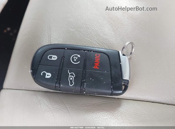 1C4RJFBG1JC315150 2018 JEEP GRAND CHEROKEE Коричневый Вид панели приборов