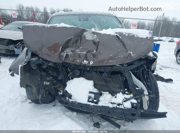 1C4RJFBG1JC315150 2018 JEEP GRAND CHEROKEE Коричневый Вид задней части салона