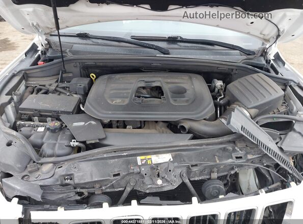 1C4RJFBG2GC357321 2016 JEEP GRAND CHEROKEE Белый Вид сзади