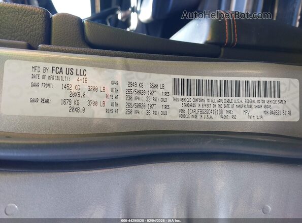 1C4RJFBG2GC412138 2016 JEEP GRAND CHEROKEE Серебряный Вид подкапотного пространства