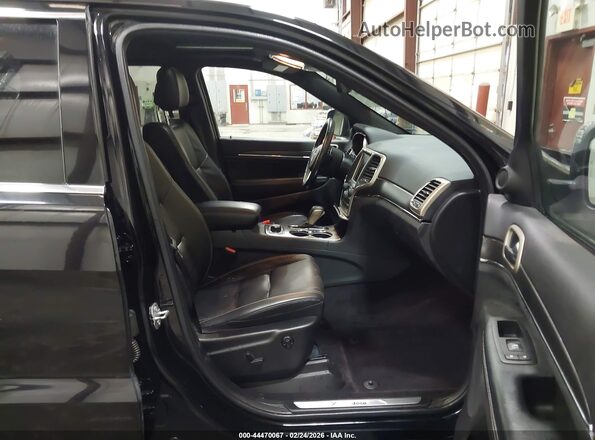 1C4RJFBG4HC627540 2017 JEEP GRAND CHEROKEE Черный Вид салона спереди