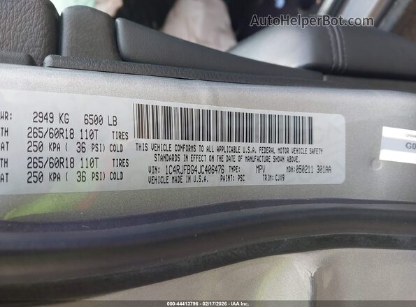 1C4RJFBG4JC406476 2018 JEEP GRAND CHEROKEE Серебряный Вид подкапотного пространства