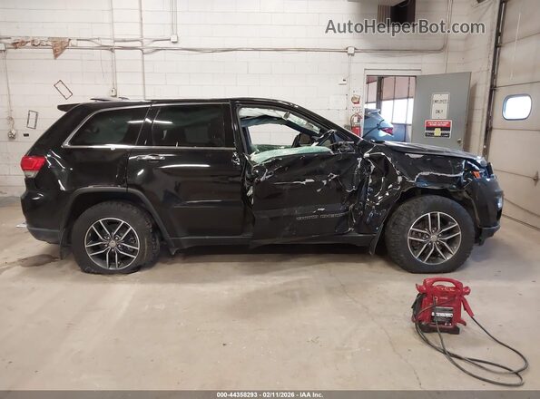 1C4RJFBG7HC894168 2017 JEEP GRAND CHEROKEE Черный Вид задней части салона