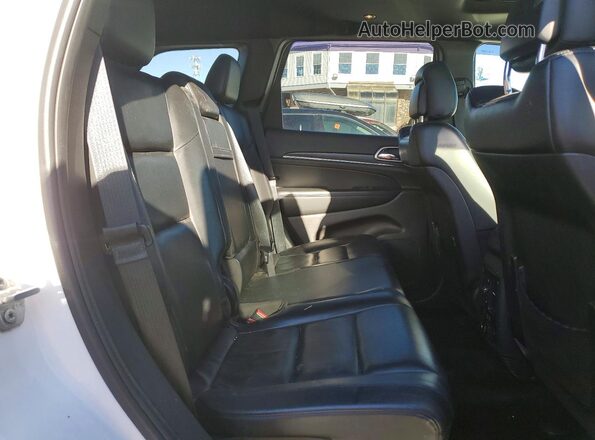 1C4RJFBG8JC106519 2018 JEEP GRAND Белый Вид задней части салона