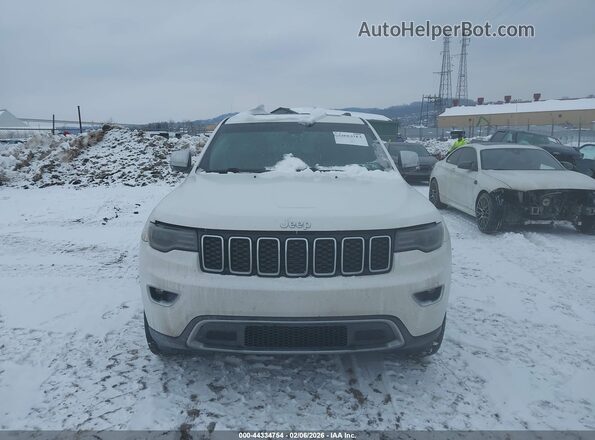 1C4RJFBG9HC635262 2017 JEEP GRAND CHEROKEE Белый Вид щитка приборов
