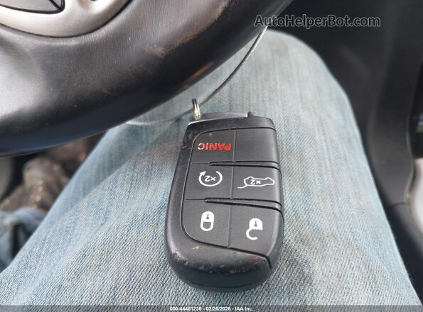 1C4RJFBT8JC250973 2018 JEEP GRAND CHEROKEE Белый Вид панели приборов