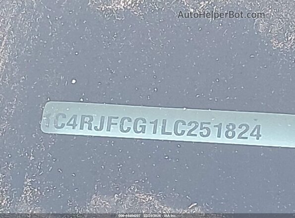 1C4RJFCG1LC251824 2020 JEEP GRAND CHEROKEE Серебряный 