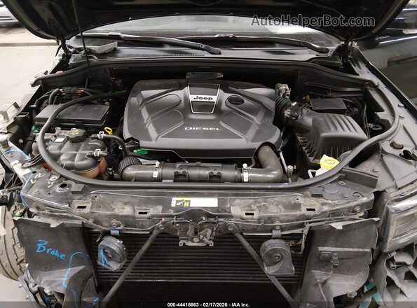 1C4RJFCM9JC374466 2018 JEEP GRAND CHEROKEE Черный Вид сзади