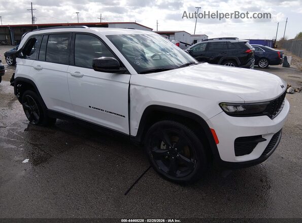 1C4RJGAG9PC663150 2023 JEEP GRAND CHEROKEE White Передня права чверть