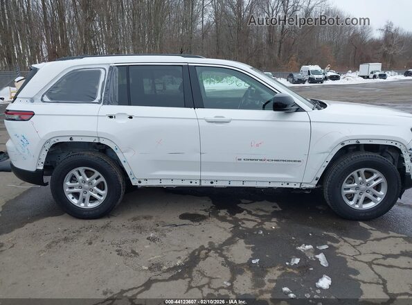 1C4RJHAG1PC529996 2023 JEEP GRAND CHEROKEE Белый Вид спереди