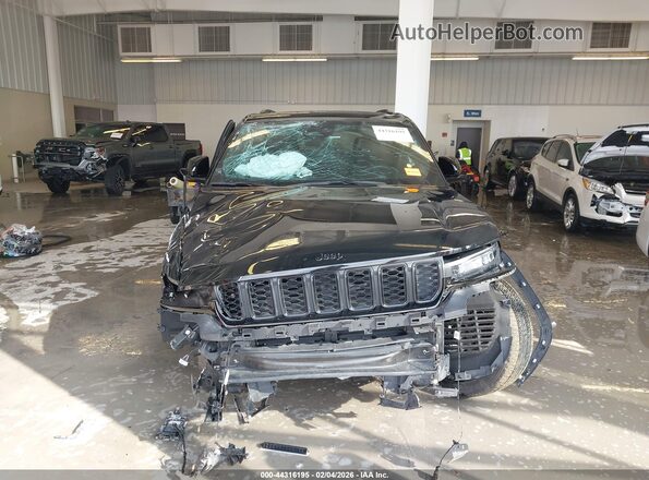 1C4RJHAG3PC632336 2023 JEEP GRAND CHEROKEE Черный Вид щитка приборов