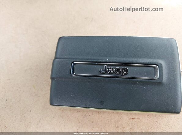 1C4RJHAG3PC632336 2023 JEEP GRAND CHEROKEE Черный Вид панели приборов