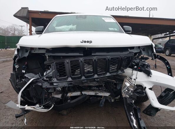 1C4RJHAG5SC285519 2025 JEEP GRAND CHEROKEE Белый Вид щитка приборов