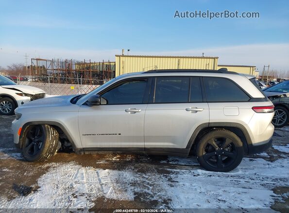 1C4RJHBG9RC171841 2024 JEEP GRAND CHEROKEE Серебряный Панорамный вид салона 360°
