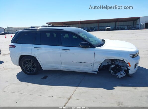 1C4RJHEG7S8644236 2025 JEEP GRAND CHEROKEE Белый Вид задней части салона