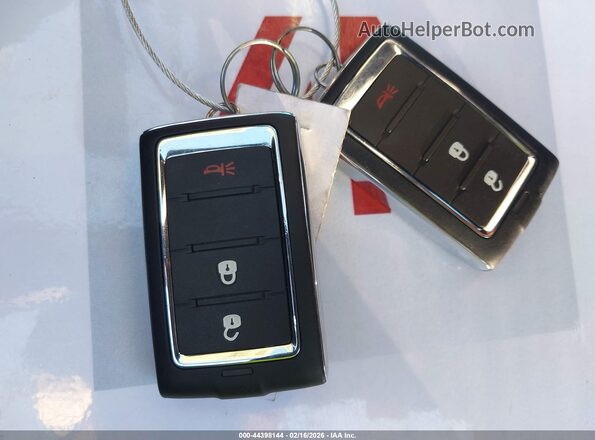 1C4RJJAGXS8637262 2025 JEEP GRAND CHEROKEE L Черный Вид панели приборов